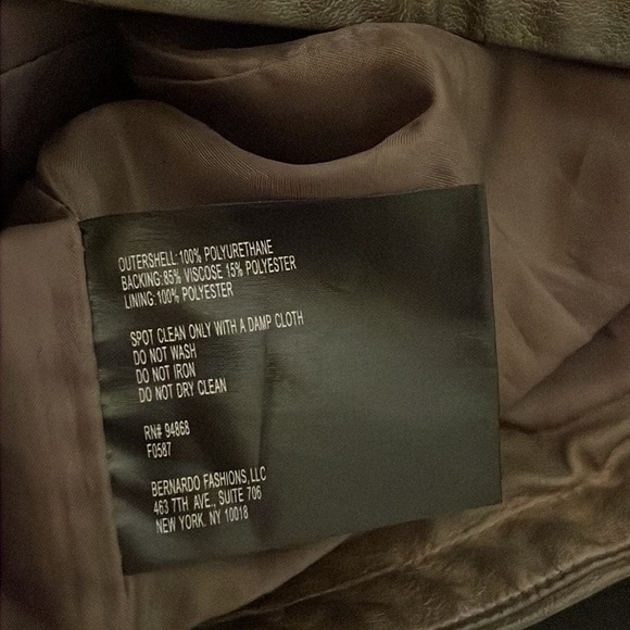 Bernardo faux leather like jacket moto sz s small zippers‎ zip up - Picture 7 of 8